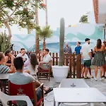 Endless Summer (adults Only) אדחה